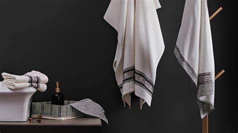 Shop Premium Bath Gifts Online for Every Occasion At Inka