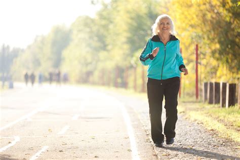 6 New Year’s Resolutions for Seniors for Healthy Aging - Healthcare ...