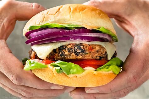 How Many Calories Are in a Black Bean Burger? A Detailed Look