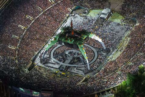 Rose Bowl Shuttle & Car Service - Ride 2 Airports