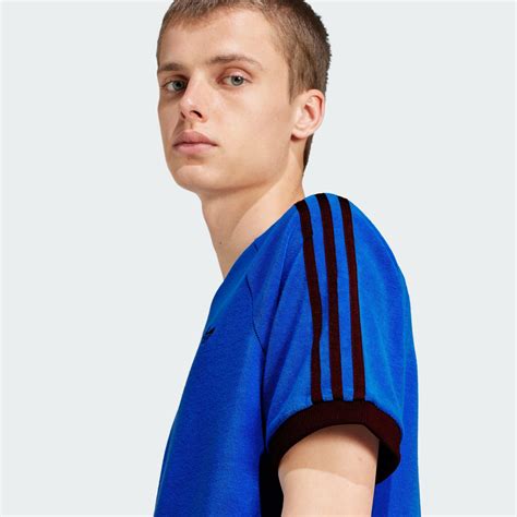 Clothing - adidas Originals 70s Cali Tee - Blue | adidas Oman
