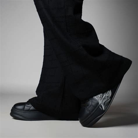 BLACK ROOFING BOOT CUT DENIM – Hophead