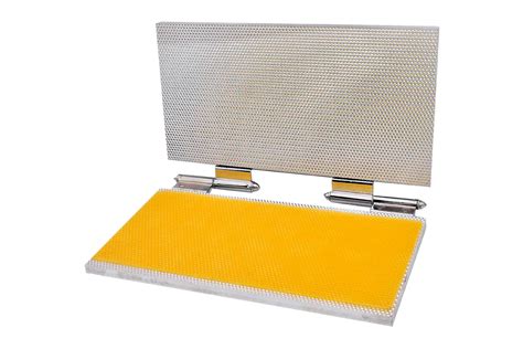 Станок матрица для вощины "Bees Wax Embossing D" (Дадан) | Магазин ...