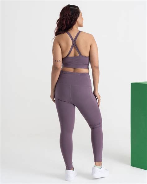 Buy Zen Ankle Length Leggings & Round Neck Sports B...