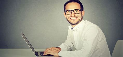 Badly Explaining Your Job Is The Perfect End To Your Sweet Sunday