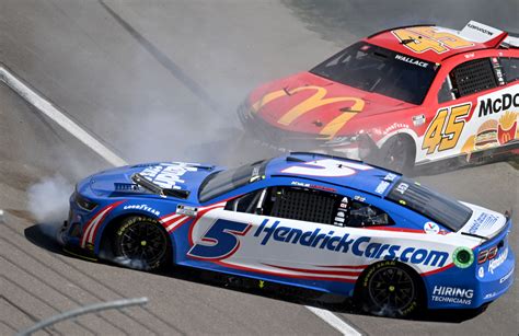 NASCAR star Bubba Wallace SUSPENDED after Kyle Larson crash and shove ...