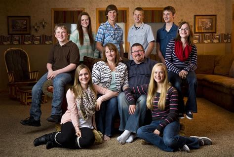McCaughey septuplets with sister and parents | How to have twins ...