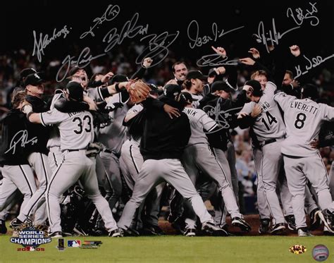 White Sox 2005 World Series Champs 16x20 Photo Team-Signed by (12) with ...
