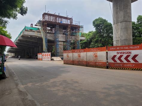 Slow metro operation in Surat will cause waterlogging problem during ...