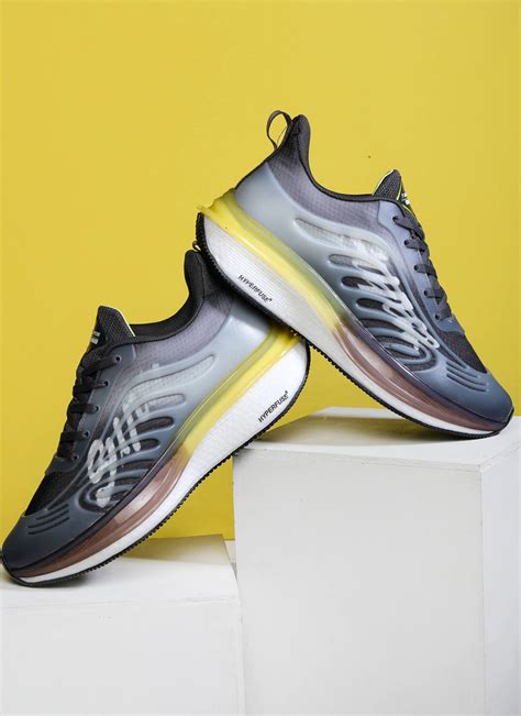 Men's Sports Shoes