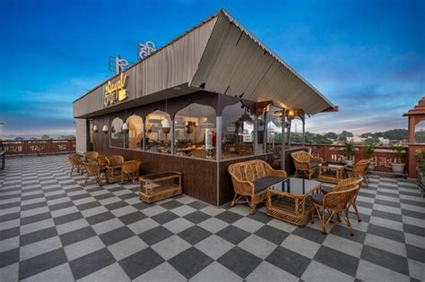 HARI OM RESIDENCY (Ayodhya, Uttar Pradesh) - Hotel Reviews & Photos ...