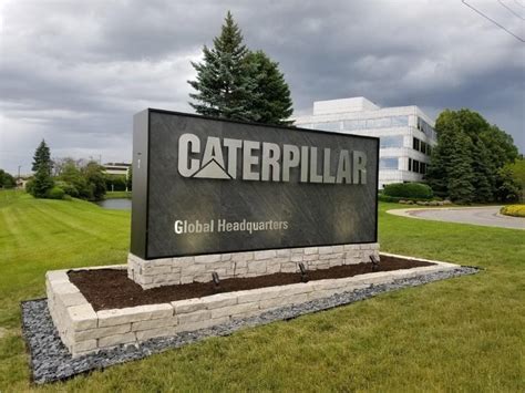 Monument Signage Design 的图像结果