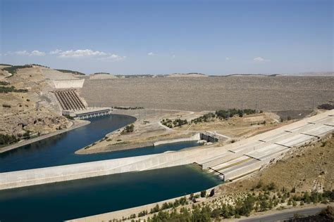 Ataturk Dam | Hydroelectricity, Euphrates River, Irrigation | Britannica