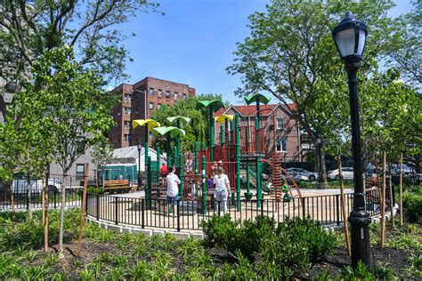 City Life Org - NYC Parks Celebrates The Reopening of Babi Yar Triangle ...