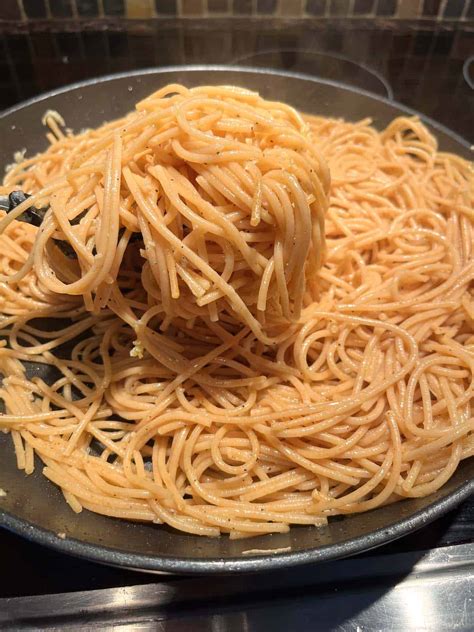 Whole Wheat Spaghetti With Garlic And Olive Oil – Melanie Cooks