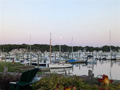 BRAX LANDING WATERFRONT SEAFOOD RESTAURANT, Harwich Port - Menu, Prices ...