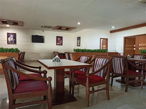 TARAMATI BARADARI, Hyderabad - Restaurant Reviews, Phone Number ...