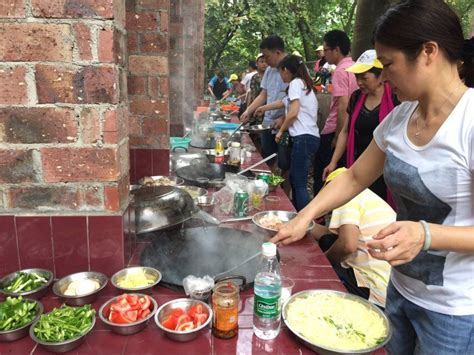《都市快报》：这所大学给学生建了两个厨房自己烧菜，这两天学校里饭香四溢-浙江农林大学