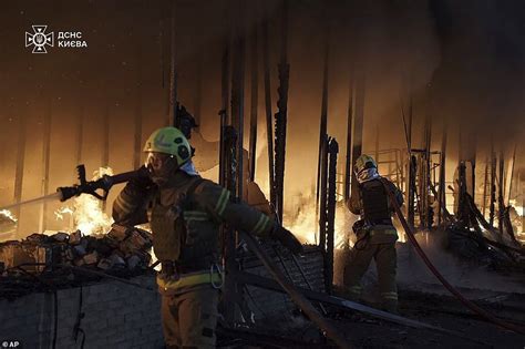 Russia tells West to end the 'destruction of the Ukrainian population'