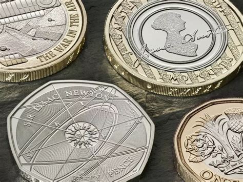 After India, UK Is Demonetising The Pound Coin. It Took Them Just 5 Years!