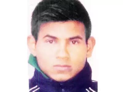 Nirbhaya case: Death row convict claims mental illness in SC, Centre ...