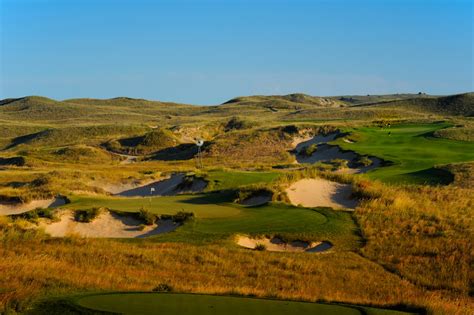 Sand Hills Golf Club Course Review & Photos | Courses | Golf Digest