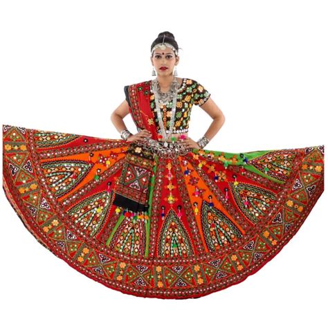 What is the Difference Between Dandiya and Garba? - Garba Dress Costume