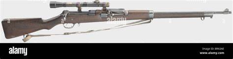 A Ross Rifle Mark I, "Military Model 1905", with "Periscop Prism" scope ...