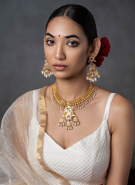 Signature Gold toned Silver Necklace Set – Studio Gulabi