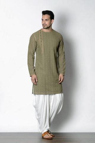 Top 15 Trending Kurtas for Men: Navratri, Diwali & Wedding Celebrations ...