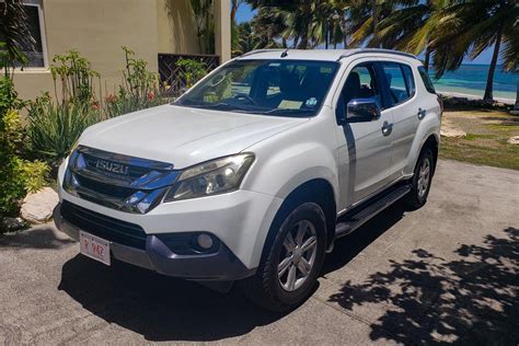 Isuzu Mu-X – Titi Rent a Car - Antigua Rental Cars