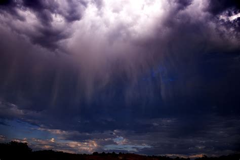 What Is Heat Lightning? Definition and Misconceptions