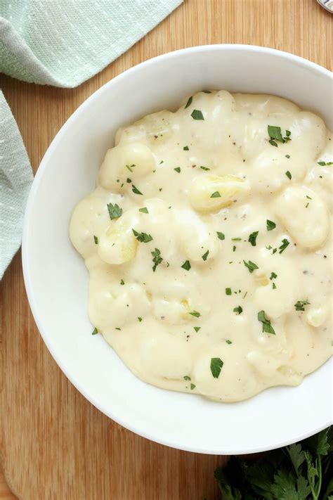 Easy Gnocchi Alfredo Recipe (6 Ingredients) - One Sweet Appetite