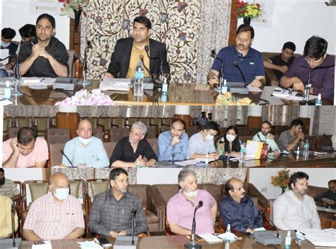 J&K Elections: DEO Srinagar holds 2nd round of meeting with Political ...