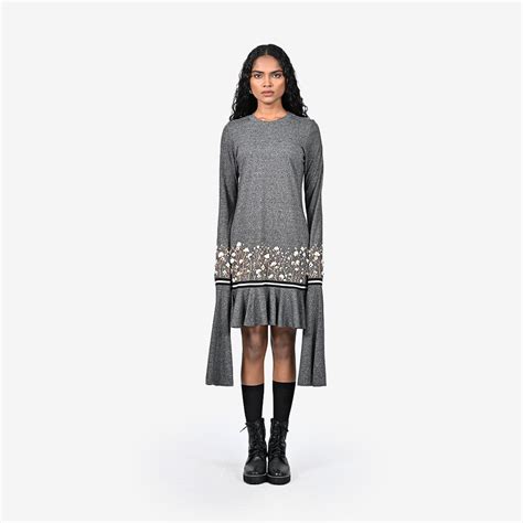 Grey hand-embroidered dress with long sleeves – HUEMN