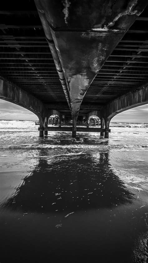 Download wallpaper 1080x1920 sea, water, bridge, bw samsung galaxy s4 ...