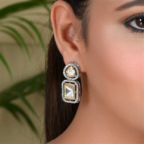 TRINGLE SQUARE VELMA EARRING – For Ya