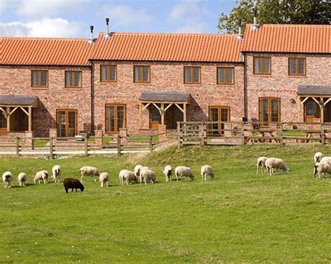 RED HOUSE FARM COTTAGES (Beverley, Yorkshire) - Cottage Reviews, Photos ...