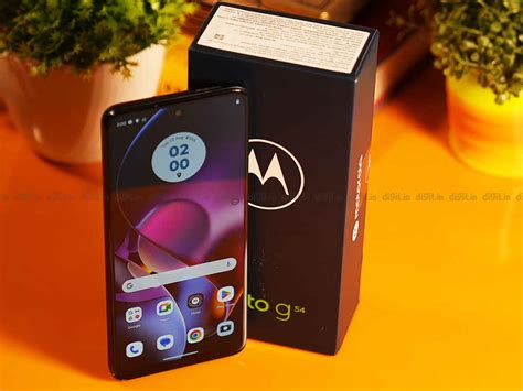 Motorola Moto G54 5G Review : Monstrous battery but underwhelming ...
