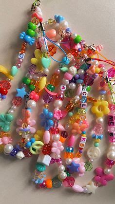 Kandi Skull Hand Tutorial 的图像结果