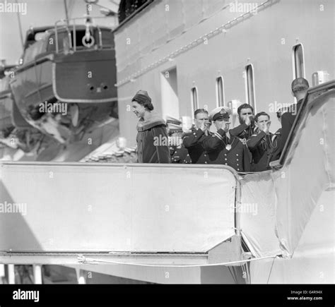 Royalty - Queen Elizabeth II State Visit to the Netherlands Stock Photo ...