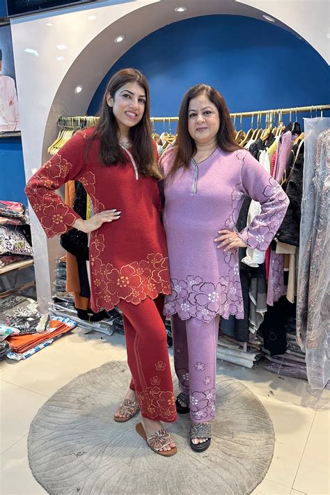 Woolen Floral Print 2pc Co-ord Set – Raas by Riya