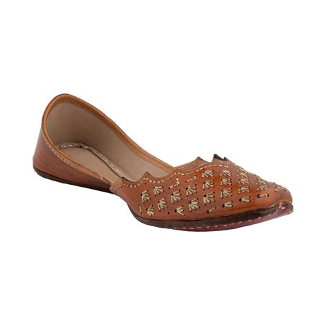 Zendaya - Jutti for Women | Elegant Tan Kolhapuri Leather Jutti