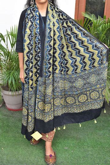 Dupattas – India1001.com