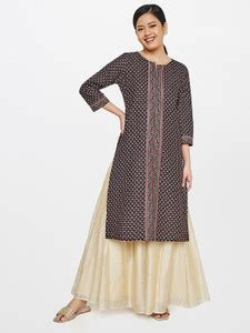 GLOBAL DESI Women Embroidered Straight Kurta - Buy GLOBAL DESI Women ...