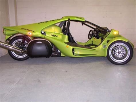 Canadian T-REX 3-wheel street racer