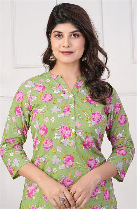 Shop the Latest Short Kurtis for Women Online | Buy 2 @999