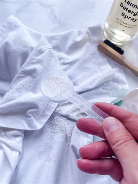 How to Remove Pit Stains - Clean Mama