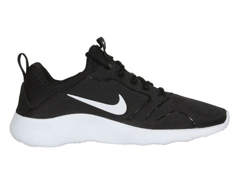 Buy Nike Men's Black Training Shoe Online @ ₹6195 from ShopClues