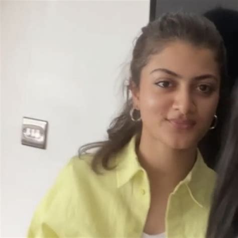 Mariam - Physics teacher - ₹2235/h